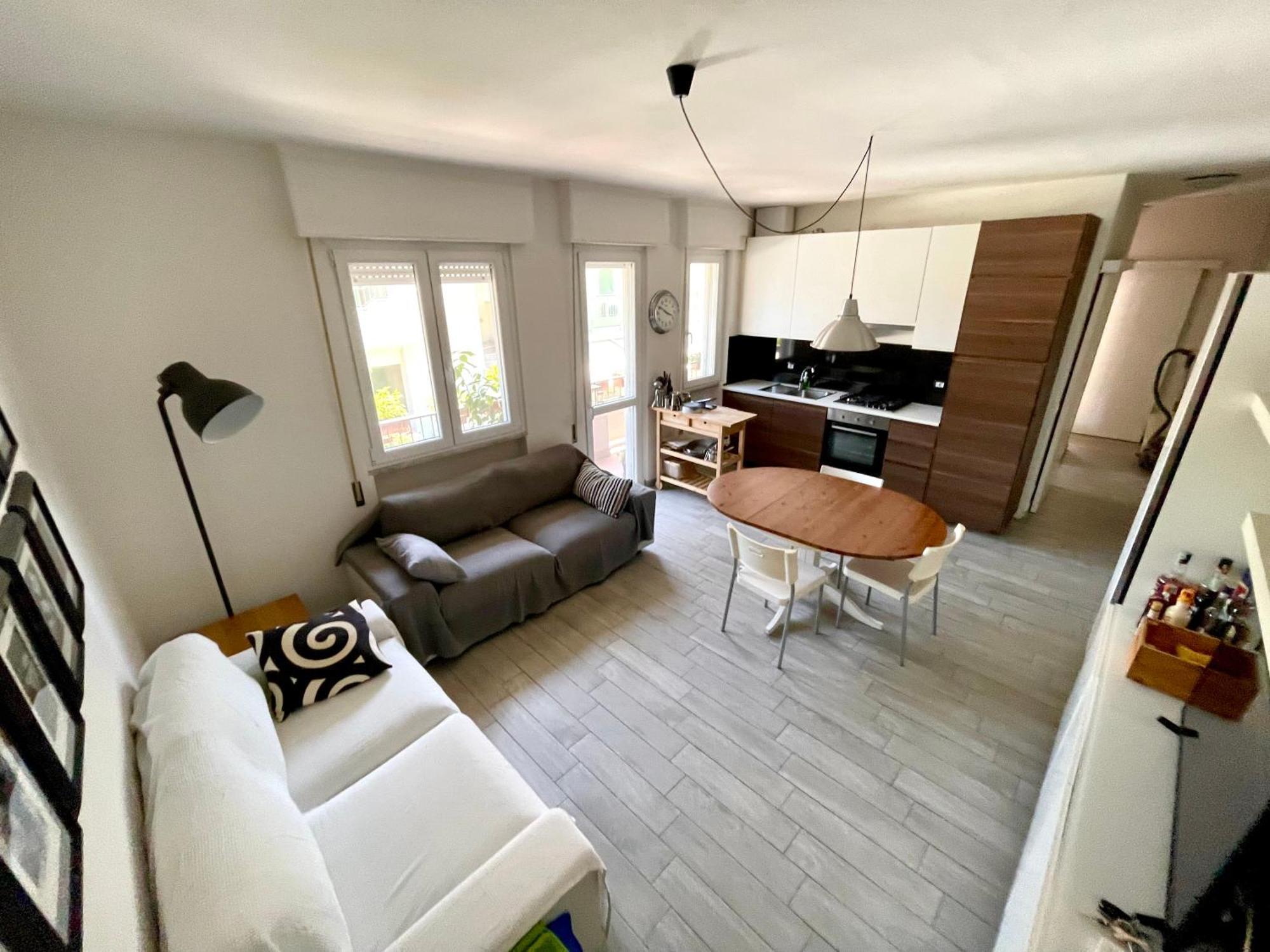 Appartamento Moderno Sul Mare Marina di Massa Eksteriør billede